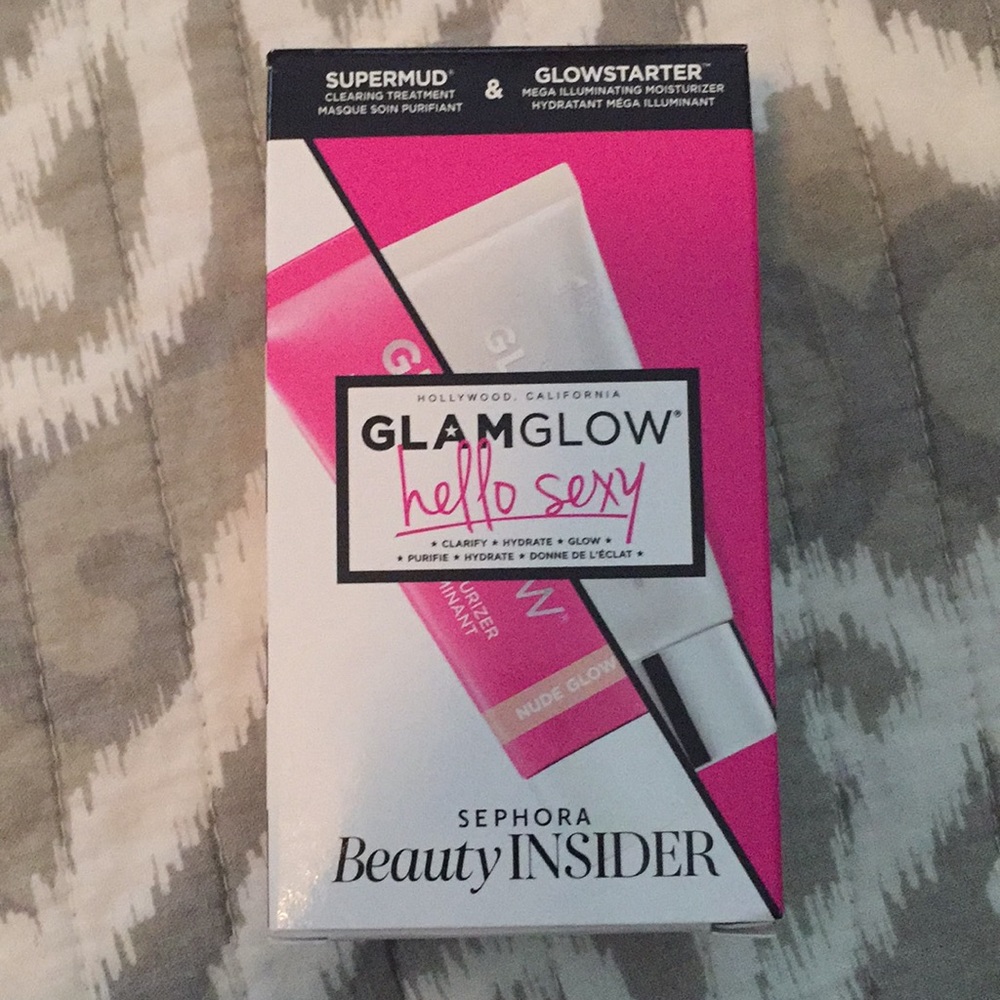 NWT GlamGlow Sample Kit